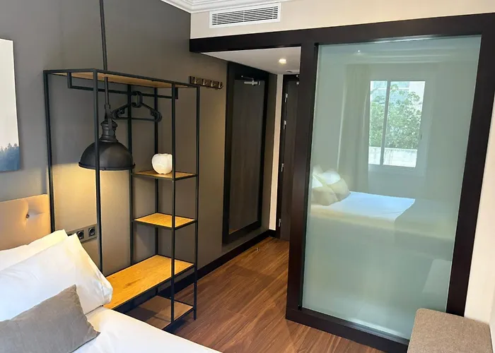 Cortes RamblaHotel Barcelone